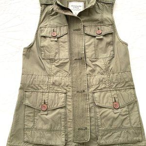 Abercrombie & Fitch trucker vest, Army Green color, size S